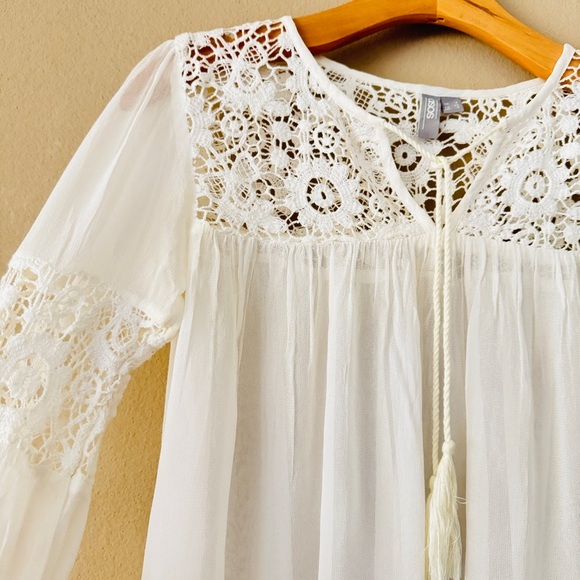 ASOS Design Ivory Boho Lace Tassel Top Size 0 - Picture 3 of 11